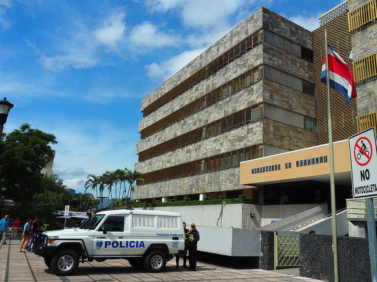 サンホセ
コスタリカの首都のサンホセ、スペイン語圏のいろんな国に同じ名前の...