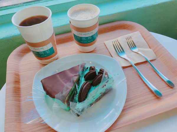 大韓民国 (韓国)「🇰🇷韓国2018冬」の写真：行きたかったミントハイム☕️
アメリカー...