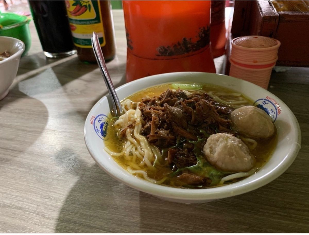 安い、うまい、小腹がすいたらここ。
すんごいお気に入り、鶏肉のヌードル屋さ...