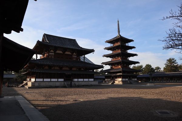 日本・奈良県「「奈良の旅」」の写真：１〜４）世界遺産法隆寺