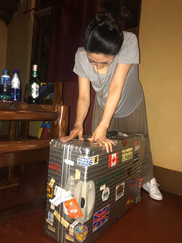 ウガンダ・カンパラ「彩乃センセに会いにウガンダ🇺🇬」の写真