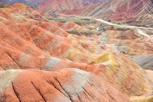 張掖市から50km離れた郊外にある張掖丹霞地貌。
地球が生み出した絶景に出...