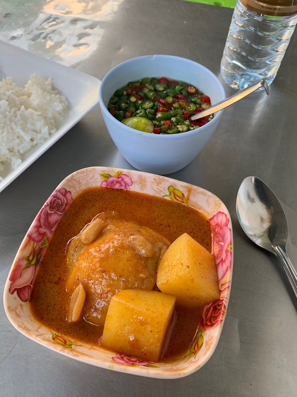 タイ「バンコク」の写真：屋台メシ最高だ