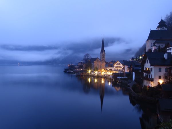 オーストリア・ウィーン「オーストリア」の写真：ザルツブルクからハルシュタットへ

明け...