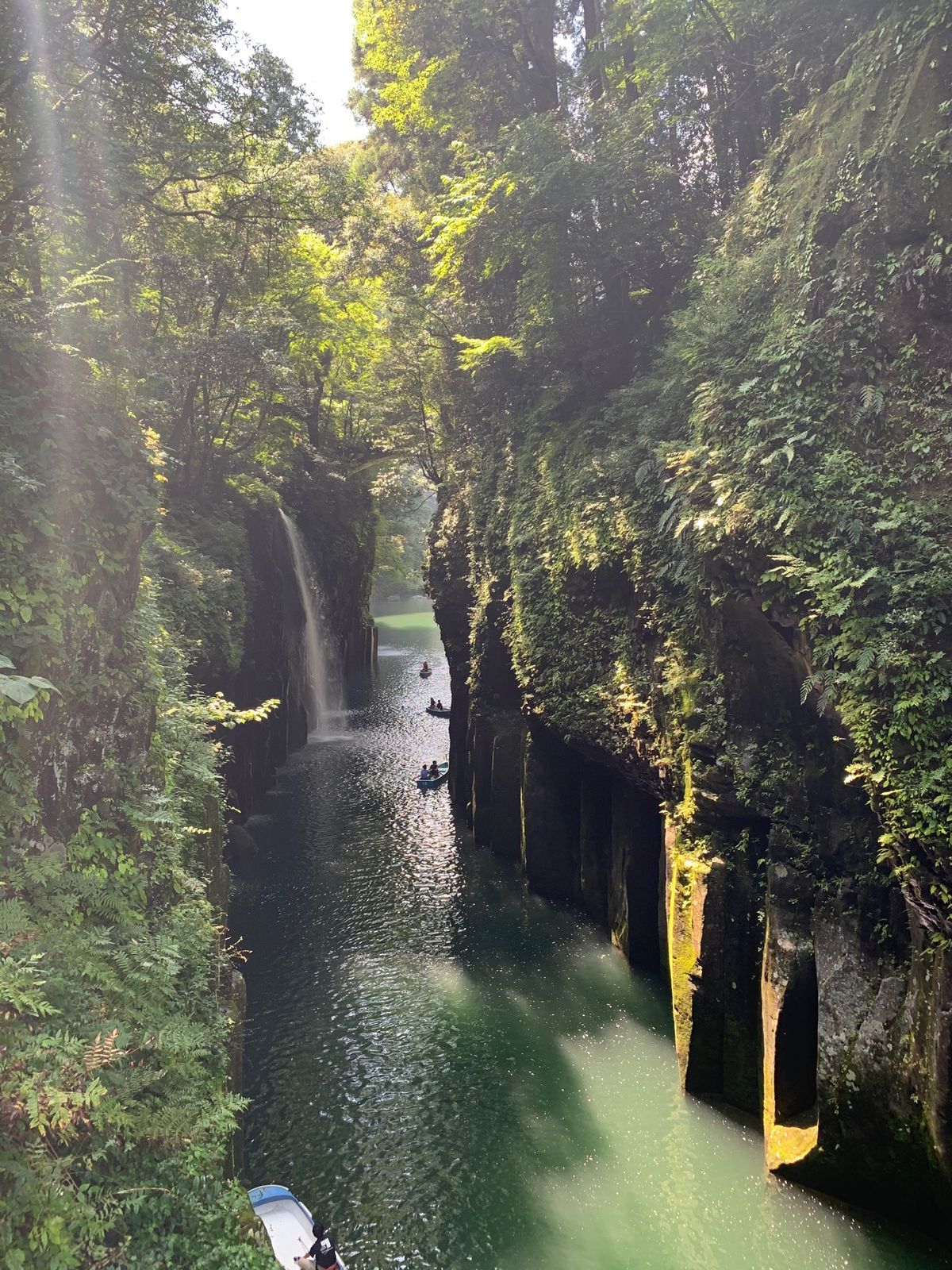 神々が舞い降りたと言われている宮崎県高千穂峡にて✨
天気が良く無事にボート...