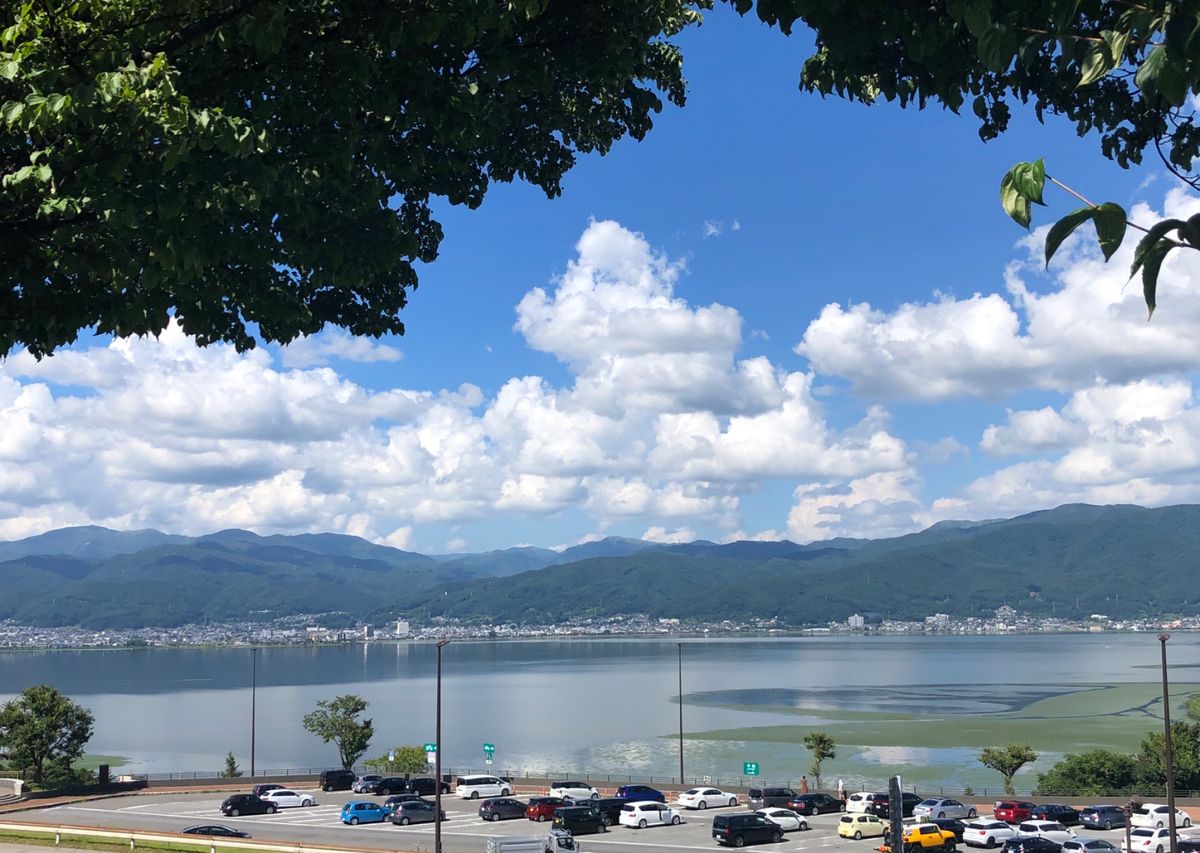 旅の最後は諏訪大社にお詣りしてきました。
