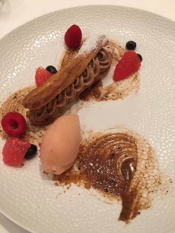 日本・東京都「広尾でフレンチ」の写真