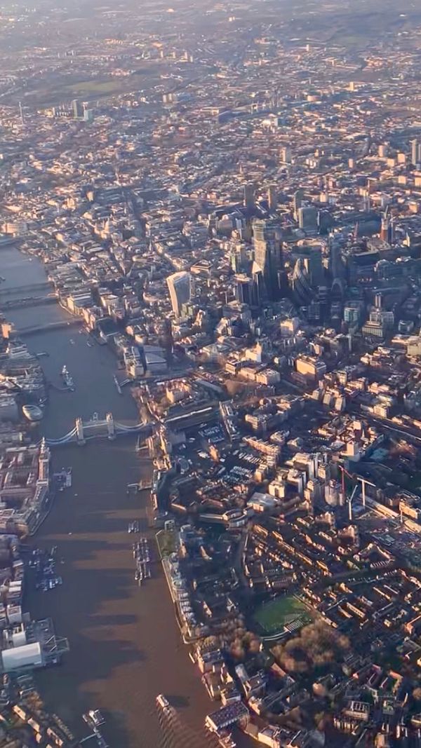 イギリス(英国)・ロンドン「冬のロンドン」の写真：思春期を過ごした第二の故郷ロンドンへ。到...