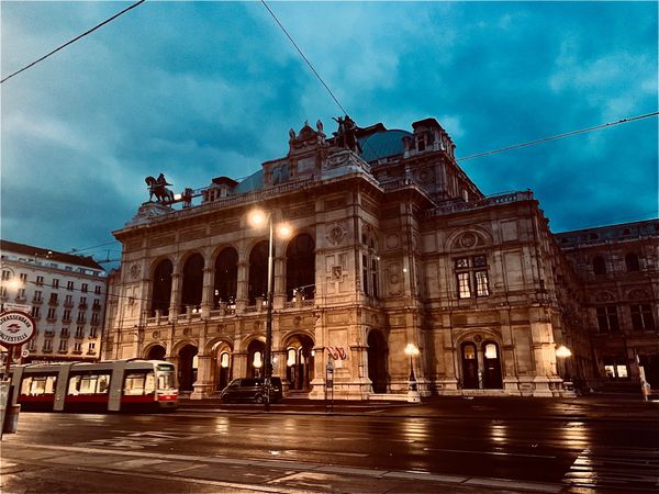 オーストリア・ウィーン「ウィーンで年越し2019-20」の写真：市内散策とお墓参り