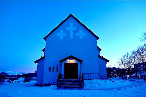 ノルウェー・ベルゲン「ノルウェー2016冬」の写真：クルーズで立ち寄った北極圏の町の教会。日...