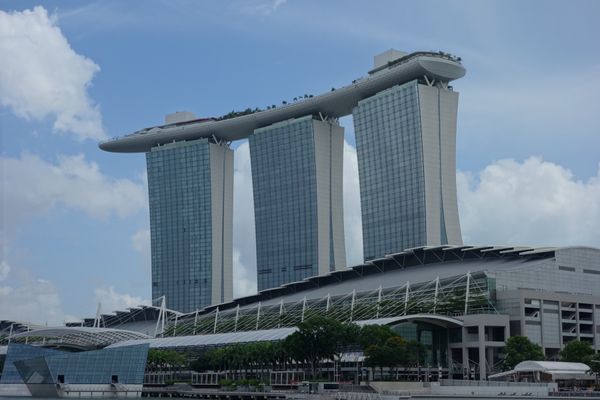 シンガポール・シンガポール「シンガポールで天空のプール」の写真
