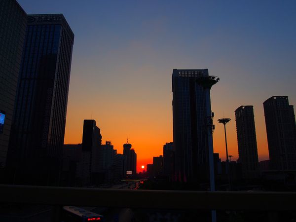 中国・盤錦「中国遼寧省 湿地に広がる真っ赤な絨毯 紅海灘と瀋陽の旅」の写真：瀋陽
瀋陽の古くからあるレストランは、ナ...