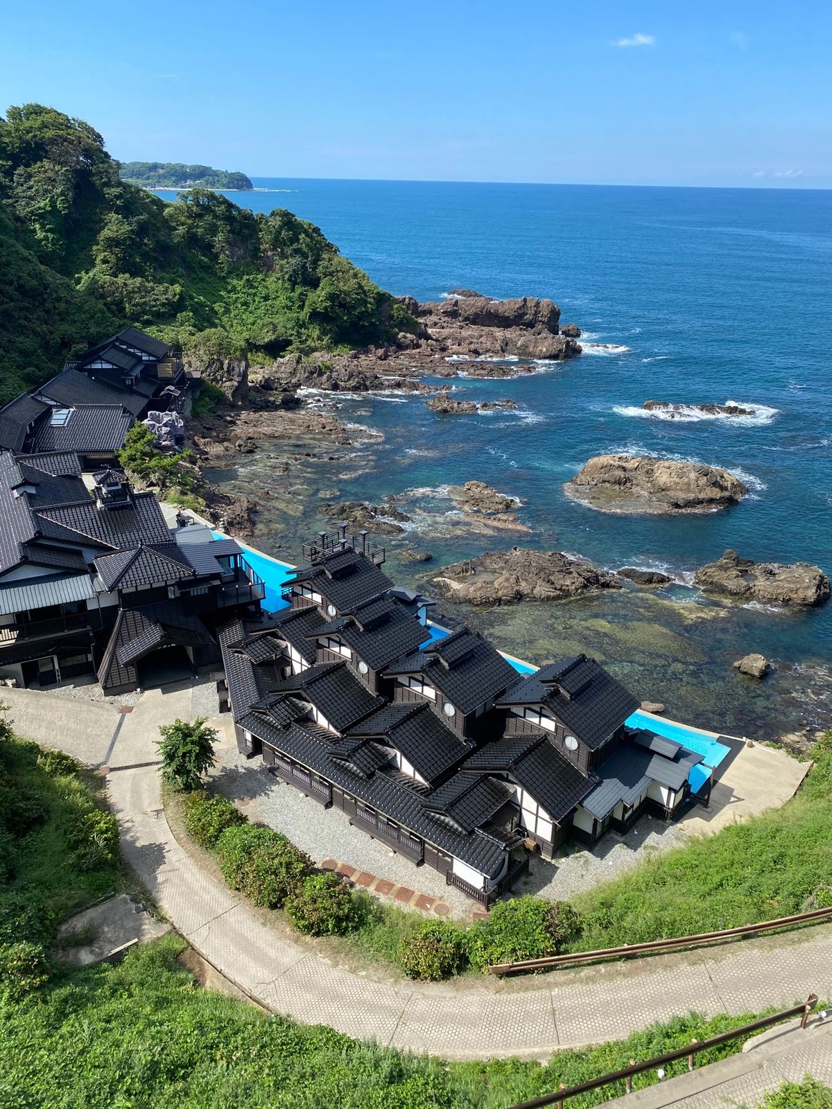 青の洞窟

青いランプがすごかった、、笑
