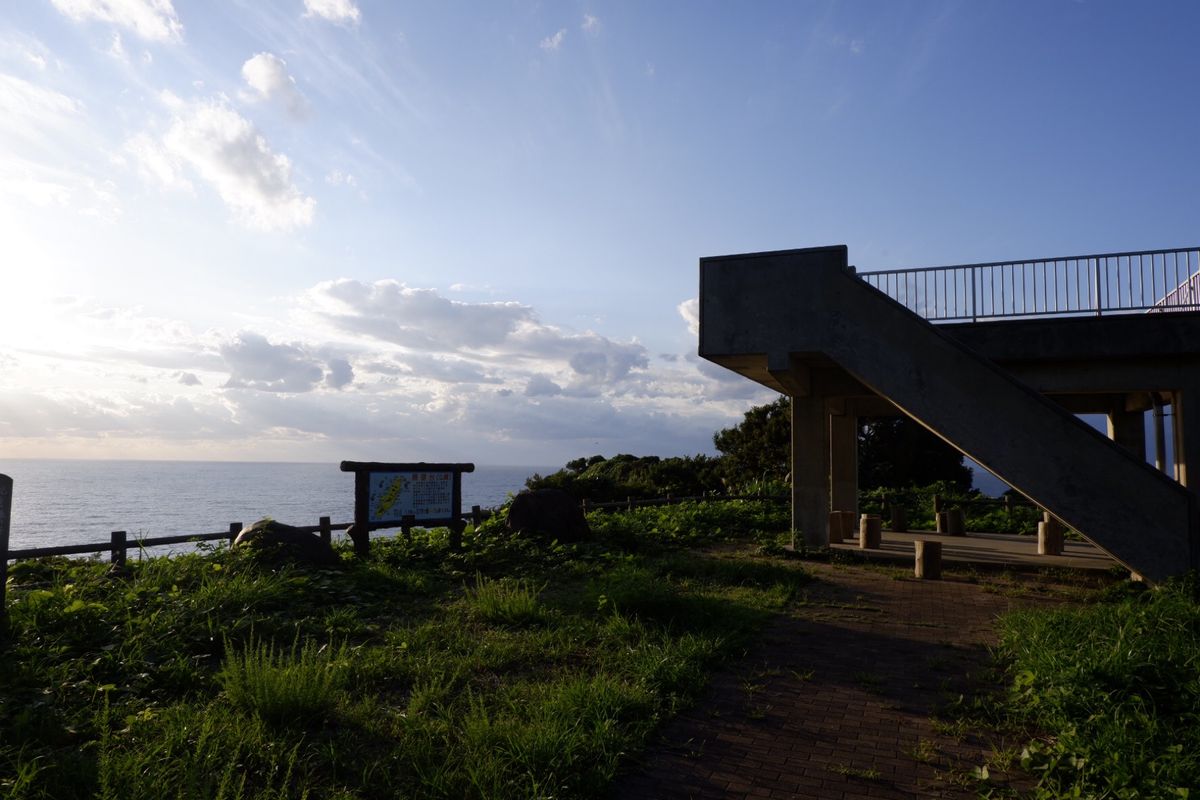 とにかく全てが絶景。
内浦と釜谷という二つの集落があって、釜谷側から見た
...