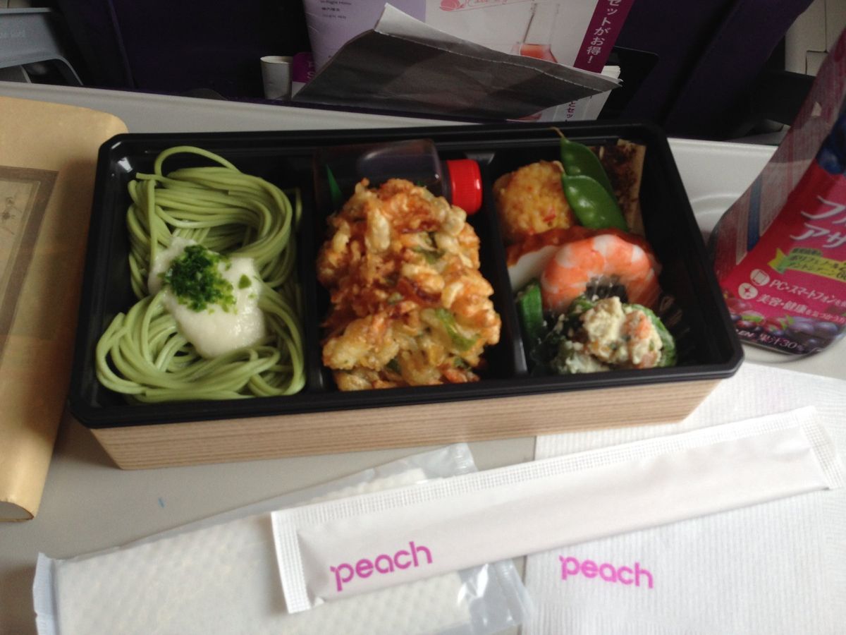 MM613 KIX-HKG
JA812P A320