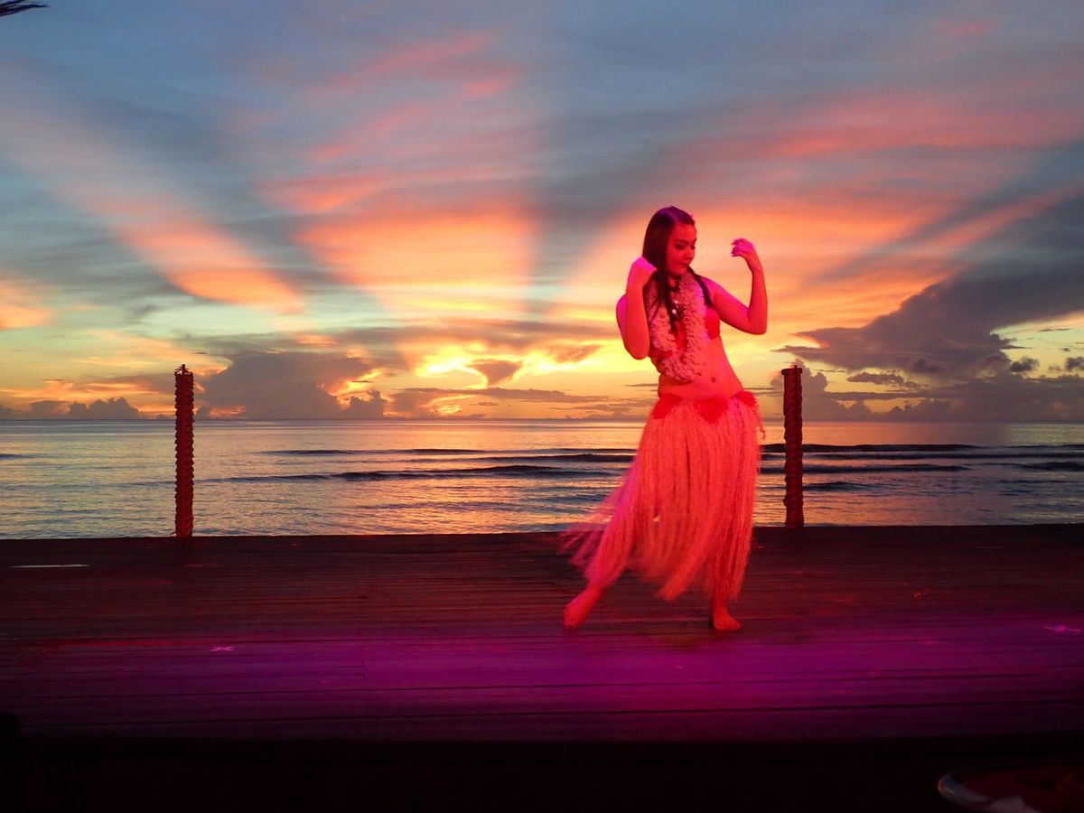 1日目はザ・ビーチ BBQディナーショーに参加！
ショー見ながらBBQを堪...