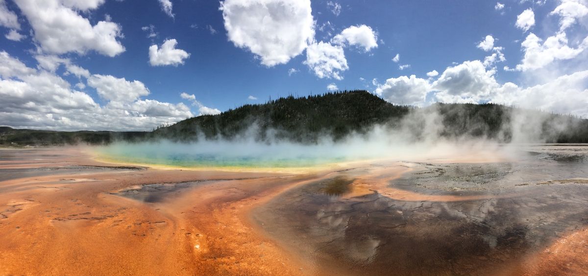 モーニンググローリープール、サファイアプール、グランドプラズマティックスプ...