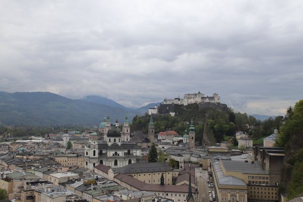 フィンランド・ヘルシンキ「ヨーロッパ旅行（2018.04.13-20）」の写真：ホーエンザルツブルク城！
徒歩で登りました。