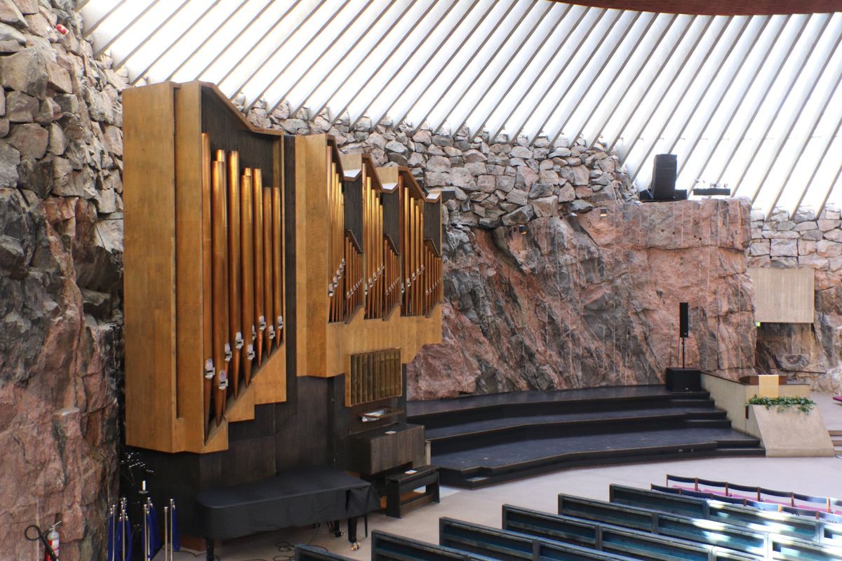 ヘルシンキ大聖堂とテンペリアウキオ教会！