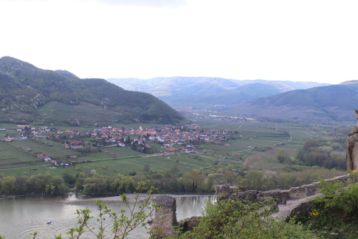 デュルンシュタインに到着！
デュルンシュタイン城にも登りました！