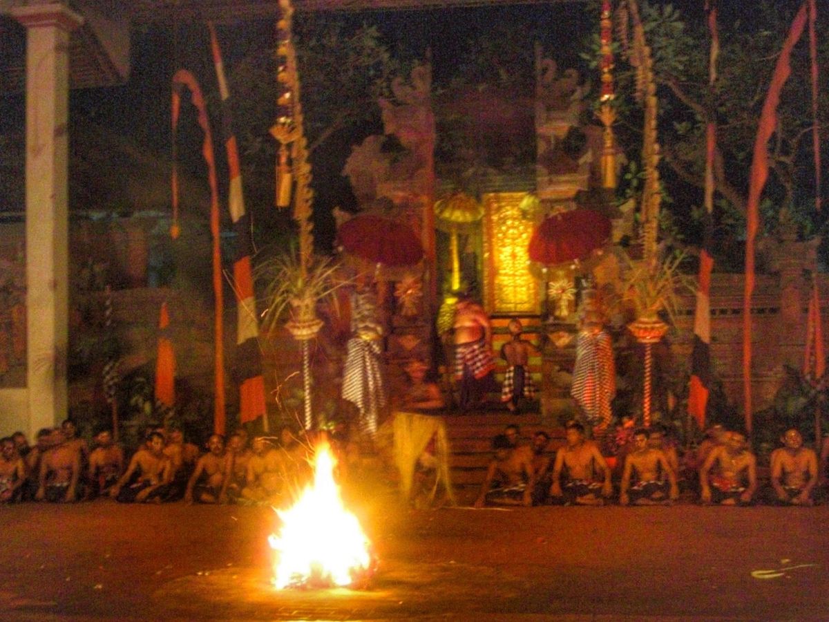 23rd Feb 2010 pic📷

We watched kecak....