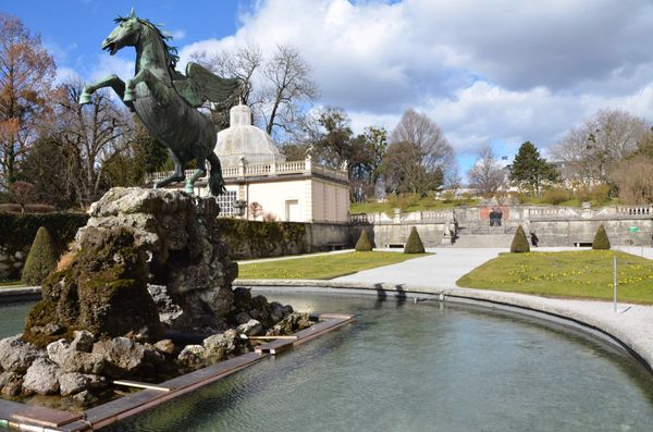 ハンガリー・Budapest「卒業旅行第2弾 中欧周遊」の写真：橋はたしかブダペストで
ブダとペストを繋...
