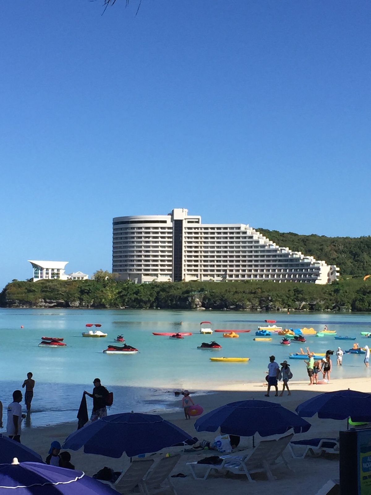 青い空と海。弾丸グアム旅行。