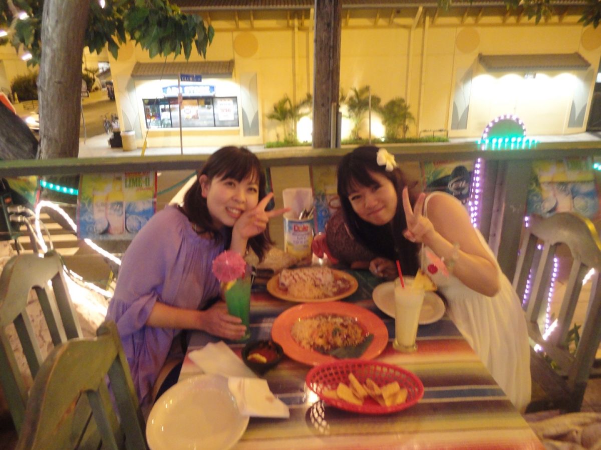 9th Jul. 2011 pic📷
Dinner𓌉◯𓇋 ‎
🌵🥑🌶️🌮