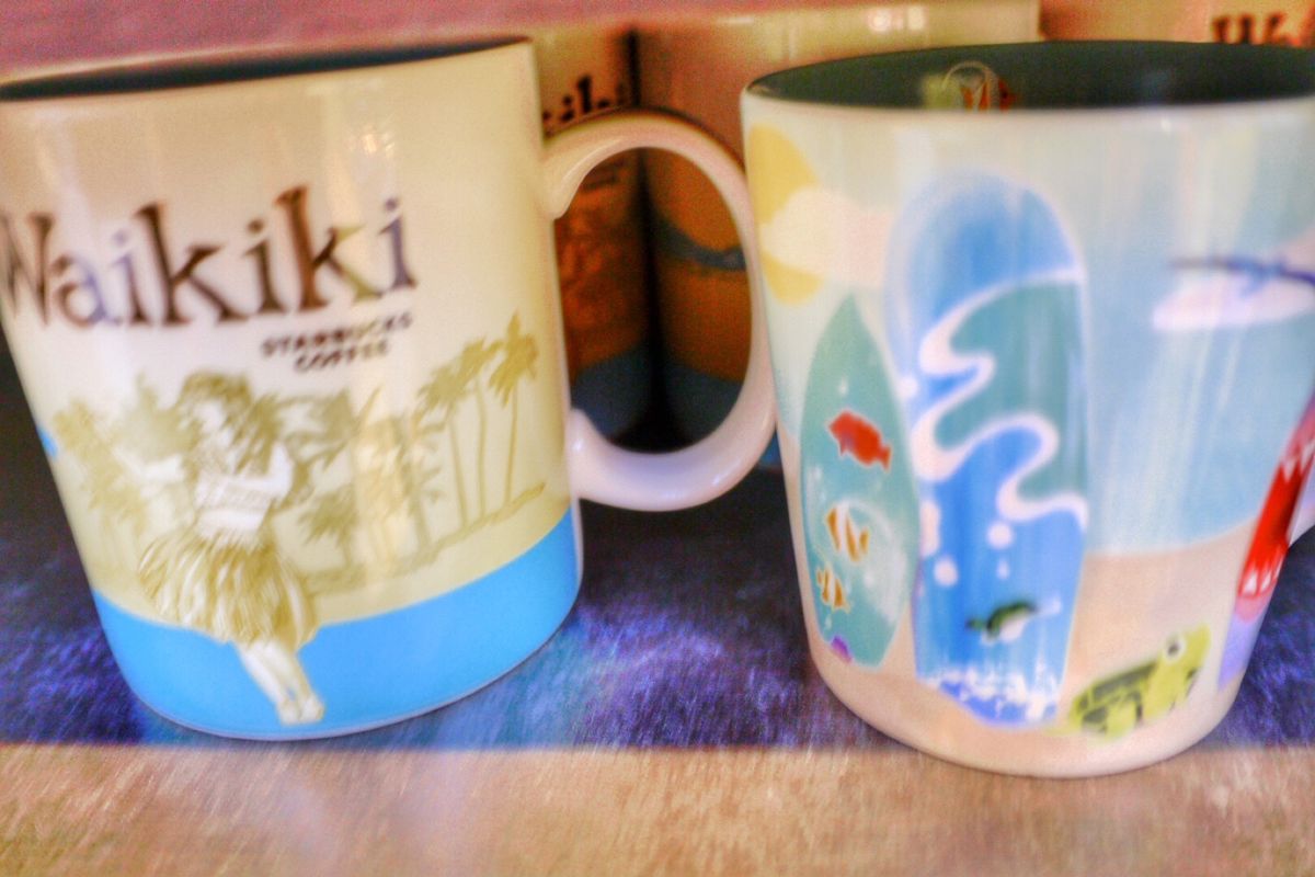 7th Jul. 2011 pic📷
crocs & Starbucks💋...