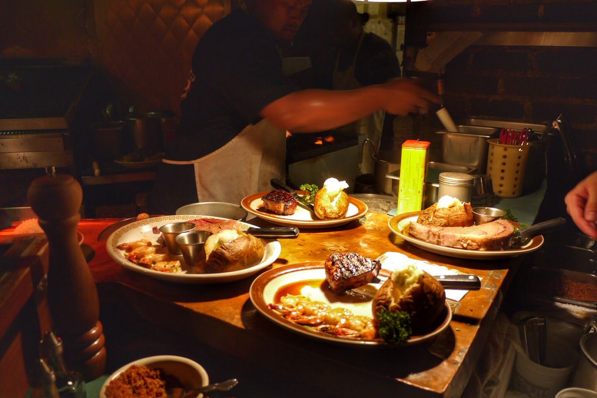 8th Jul. 2011 pic📷
in Chuck’s Cellar
...