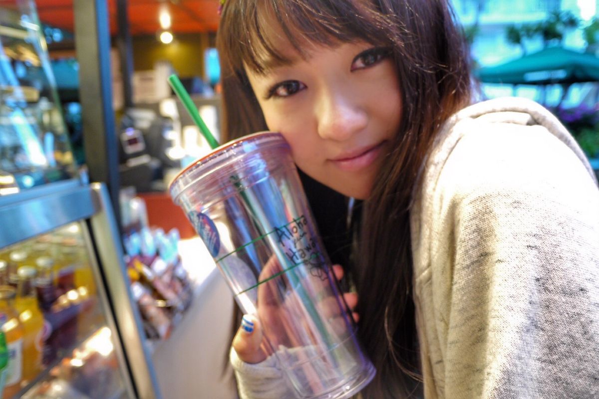 7th Jul. 2011 pic📷
crocs & Starbucks💋...