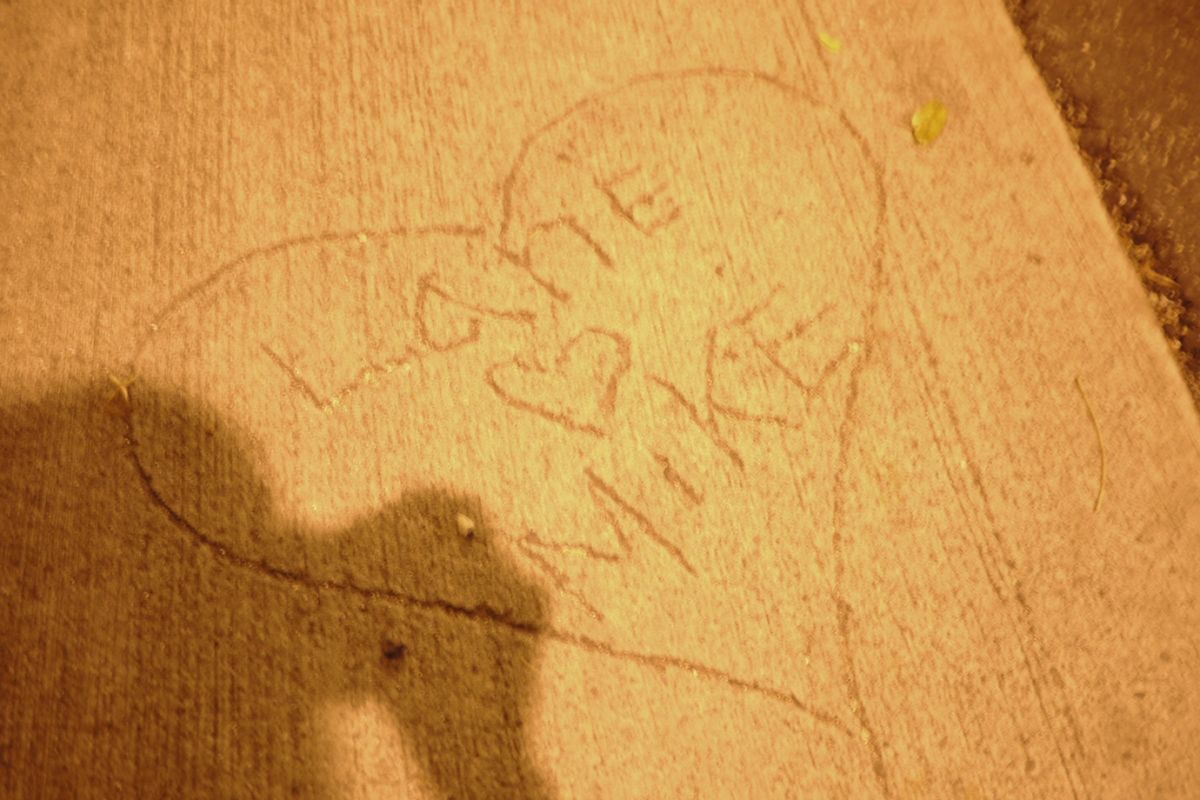 9th Jul. 2011 pic📷
お店からホテルまで夜散歩っ👣👣
また...