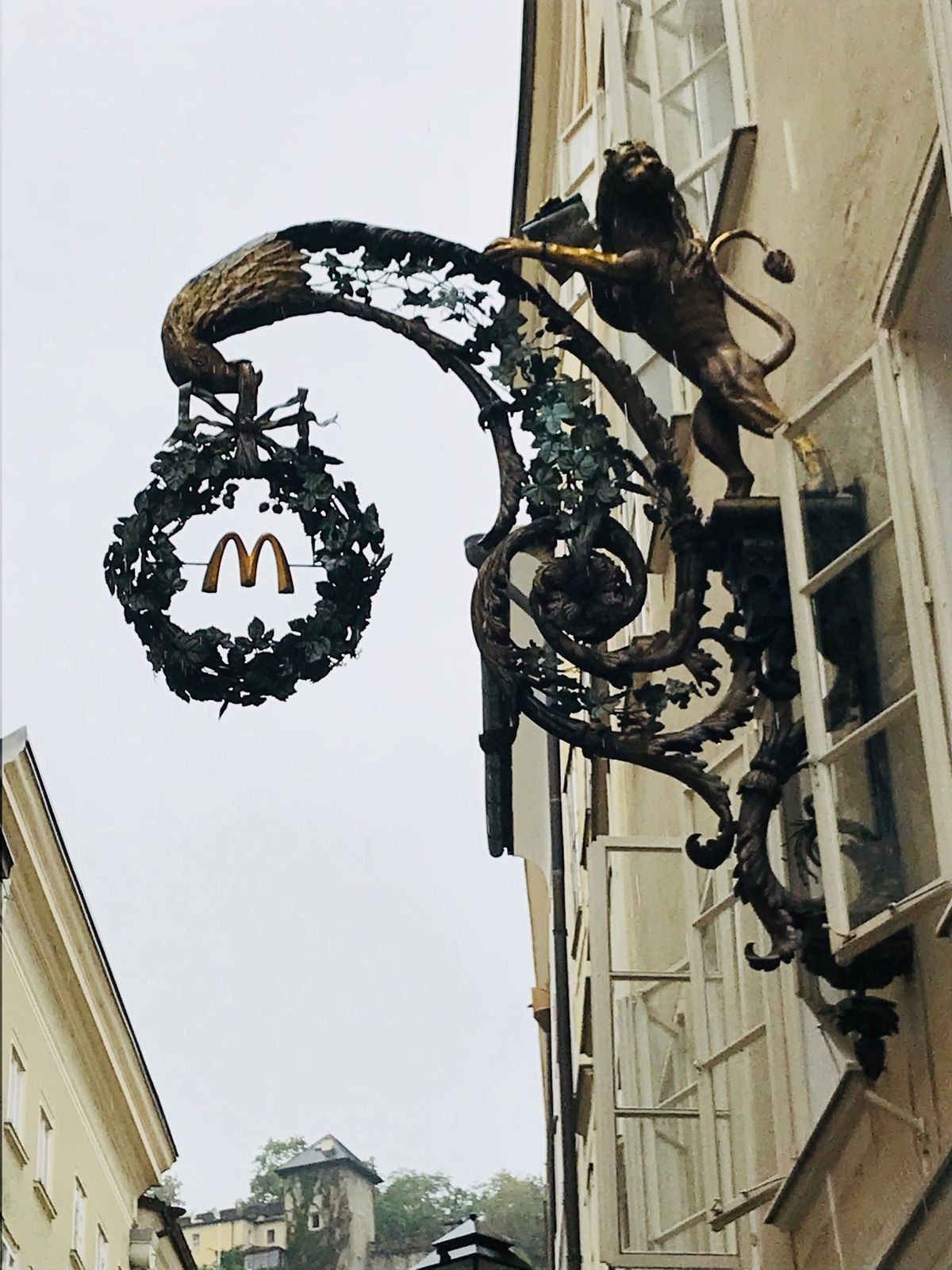 2度目のザルツブルクも素敵✨
あいにくのお天気でした。