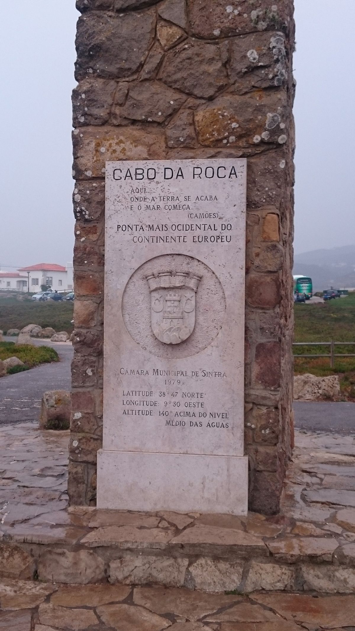 ロカ岬
あいにくのお天気で海もまったく見えず、モニュメントだけ…