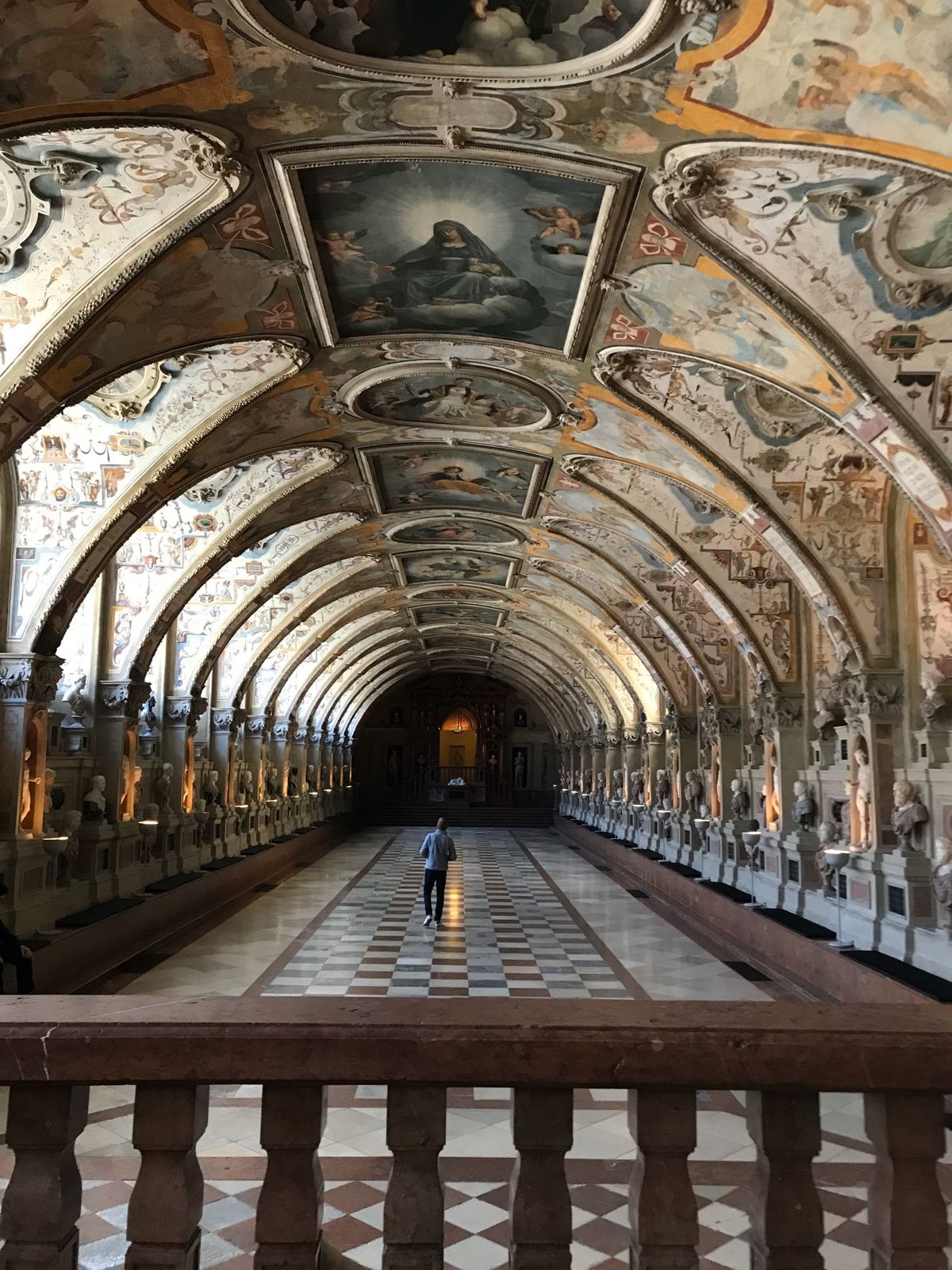 田舎町をぶらぶら
贅沢な時間！！