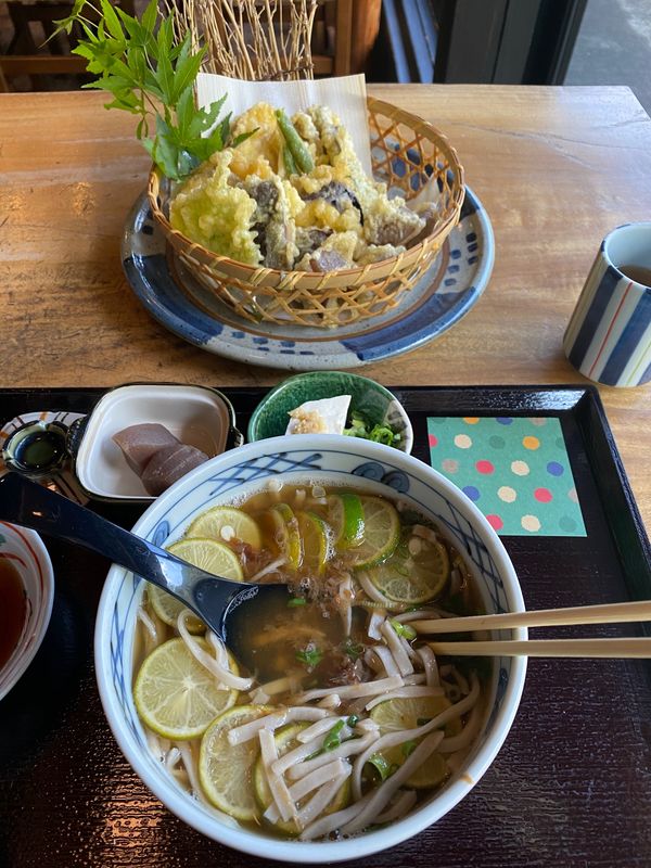 日本・徳島「かずら橋と剣山」の写真：もみじ亭でお蕎麦食べました。