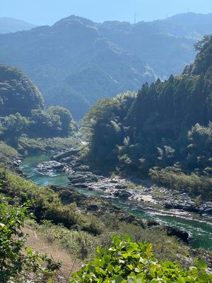 徳島三好に向かう途中

川がすごい
