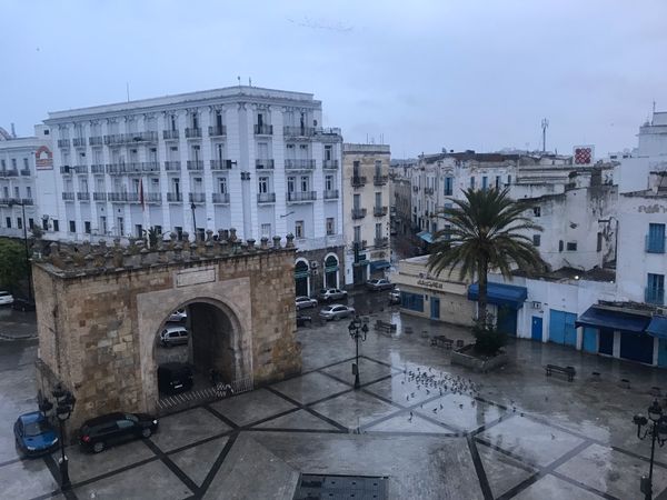 チュニジア・チュニス「チュニジア チュニス 🇹🇳 2019」の写真：1) ラマダン中という事をさっぱり忘れて...