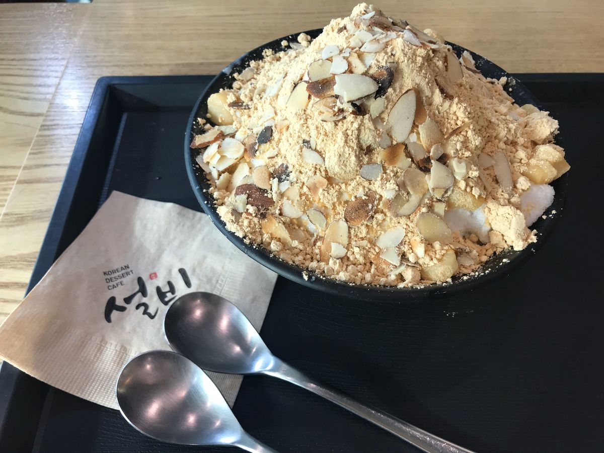 1) 寒くてもソルビンのかき氷は美味しい！

2) ドライフラワーがいっぱ...