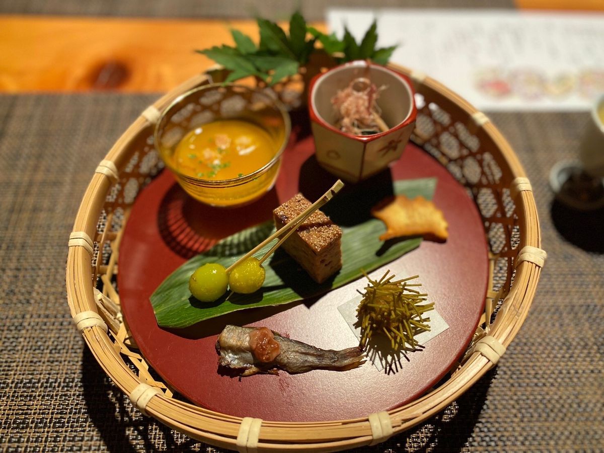 今回のお宿は沢渡温泉。料理も温泉も良かったです。