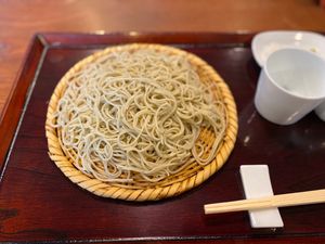 松本市内観光は旧開智小学校。信州蕎麦も美味しかった。