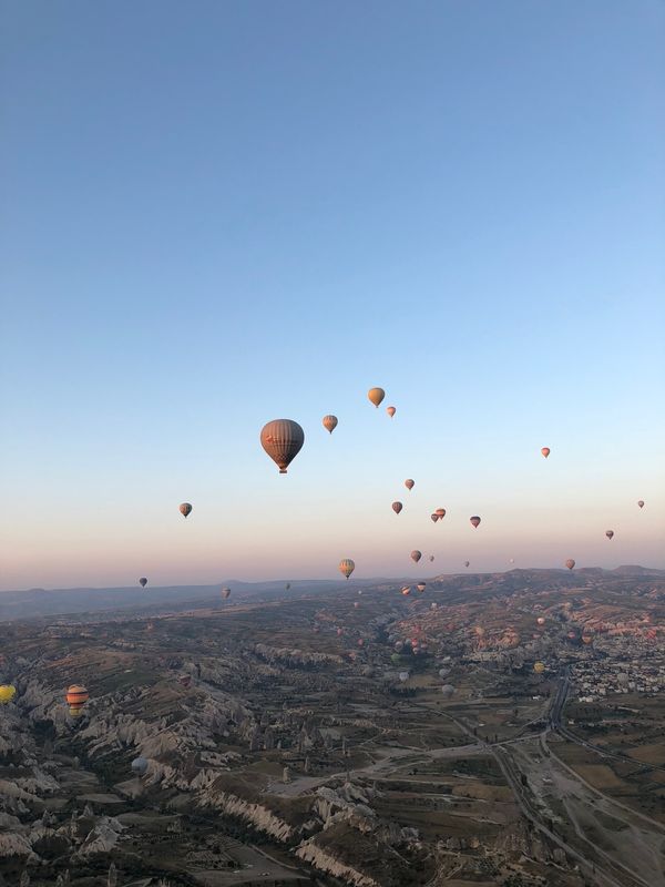 「Turkey 🇹🇷 ひとりたび」の写真：balloons 🎈