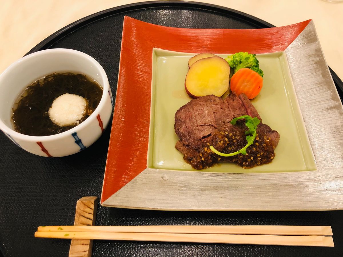 夕食