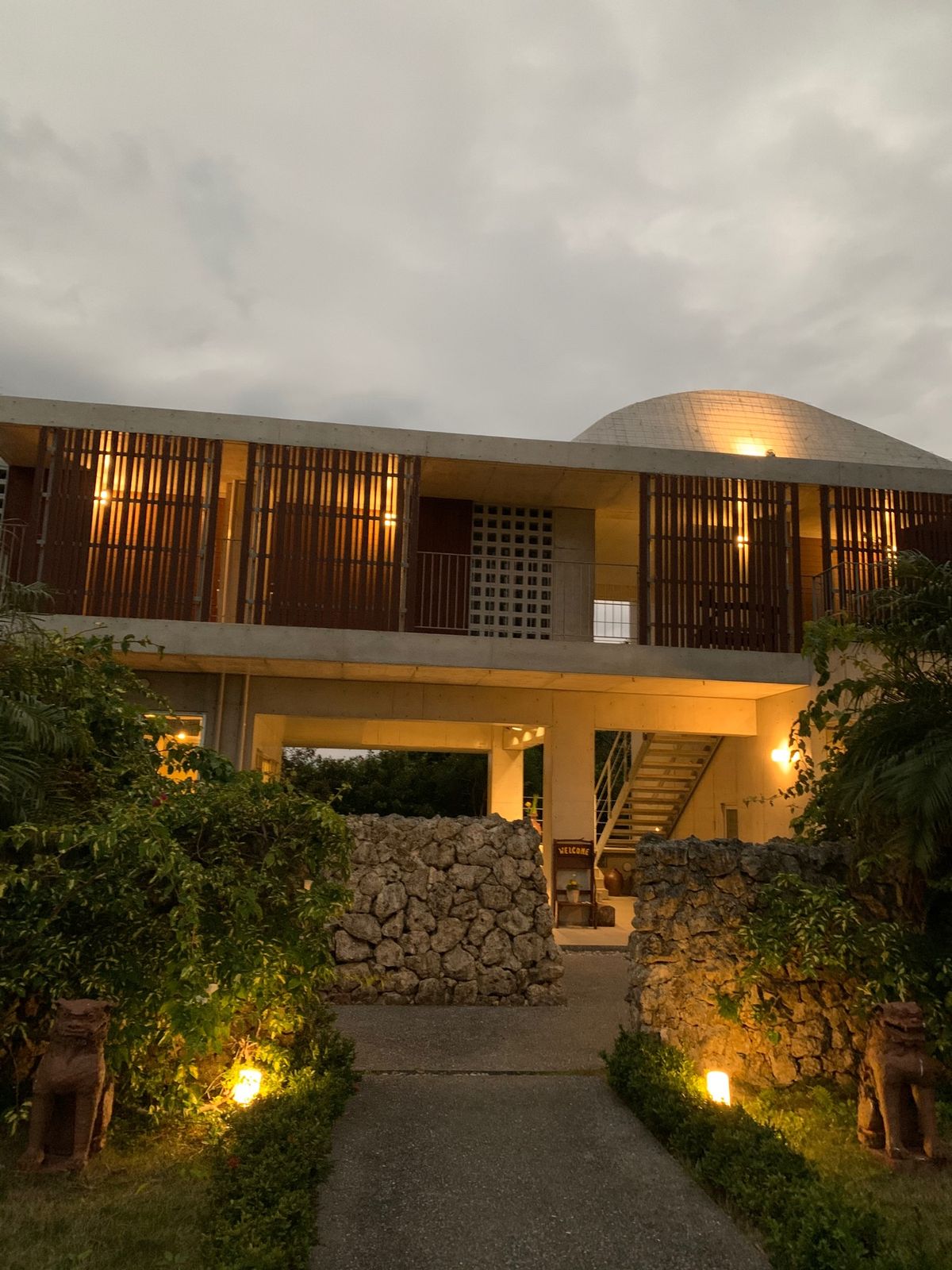 沖縄に移動して、ずーっと行きたかったカフェくるくまへ。何年越し⁉️🤣🤣
そ...