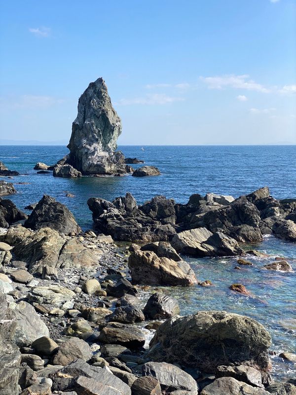 日本・愛媛県「淡路島　沼島とお魚の旅」の写真：上立神岩から沼島の右半分を山歩き
最後に...