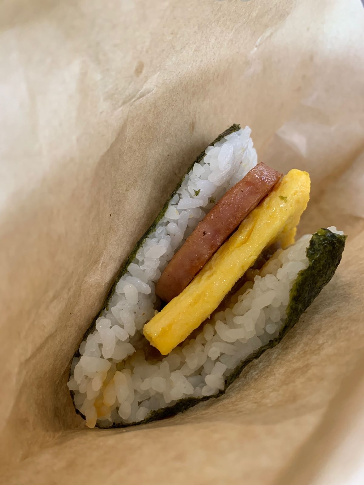 帰りの空港では、忘れずにポーたまを😋😋