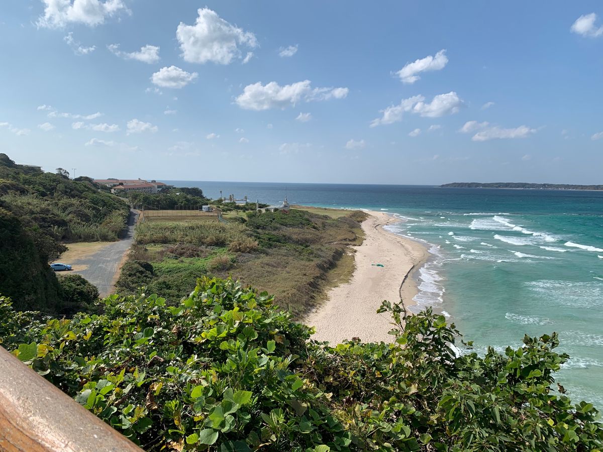 角島大橋はCMのロケーション。
海がとてもキレイ。