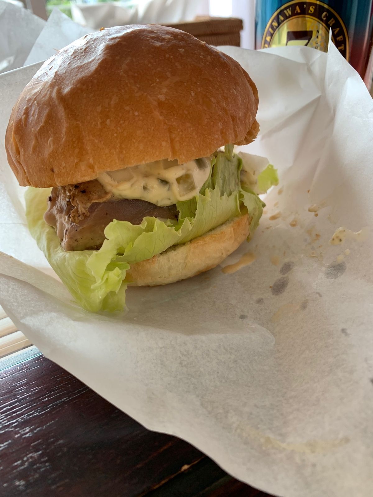 2日目はお昼を食べていないので、早めの夕ご飯にダグスバーガー🍔をテイクアウ...