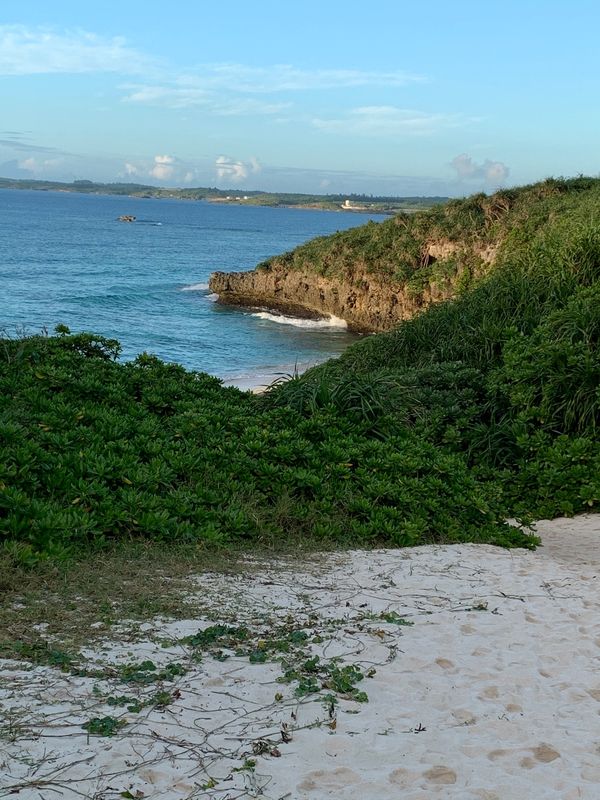 日本・沖縄県「7年ぶりの宮古島」の写真：砂山ビーチに夕陽を見に…