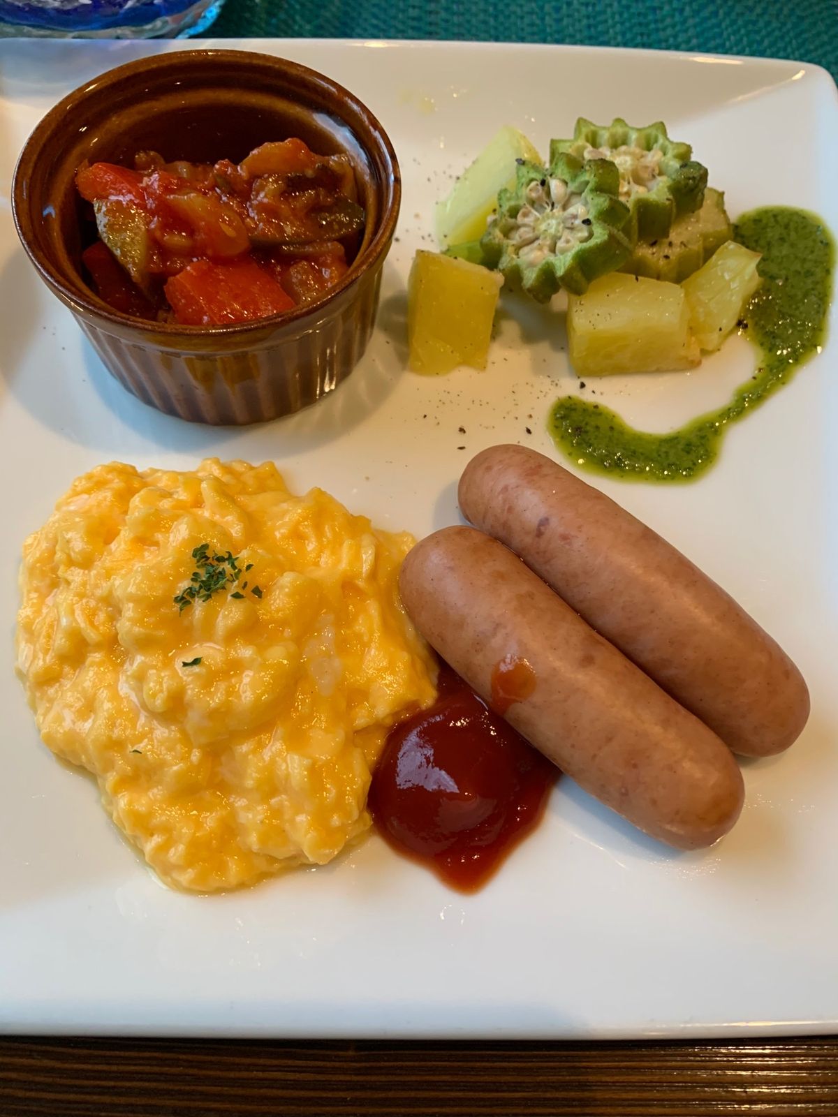 今朝の朝ごはん🍽
昨日は和食🥢、今朝は洋食❣️
何をいただいてもめちゃ、美...